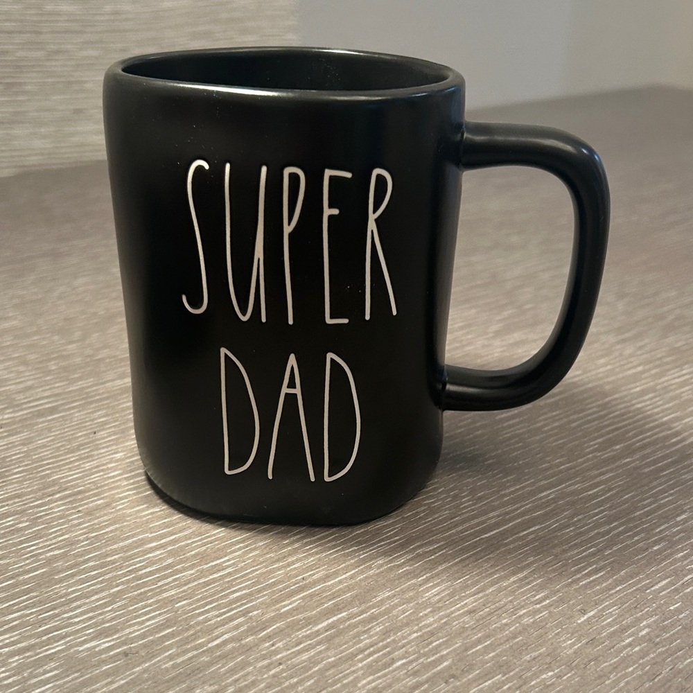 Rae‎ Dunn Black 'Super Dad' Mug